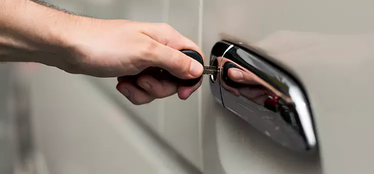Why Choose Our Auto Locksmith Team in South Holland, IL?