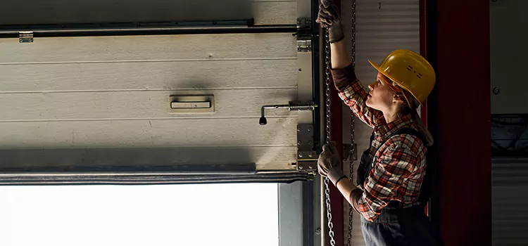 Addressing Common Garage Door Stoppage Issues in South Holland, IL