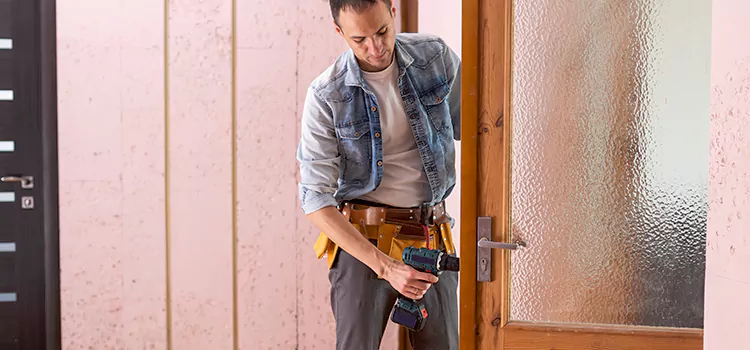 Door Glass Replacement South Holland
